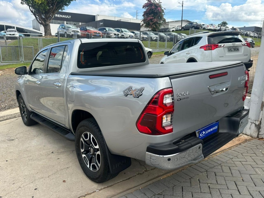 hilux cd dsl 4x4 srx 2.8 diesel4