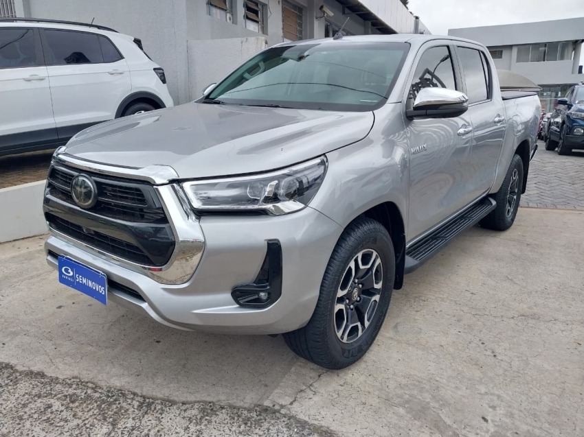 toyota hilux 2.8 d-4d turbo diesel cd srx 4x4 automatico 4p 20242