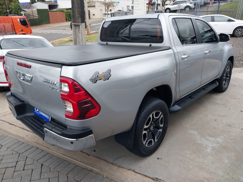 toyota hilux 2.8 d-4d turbo diesel cd srx 4x4 automatico 4p 20247