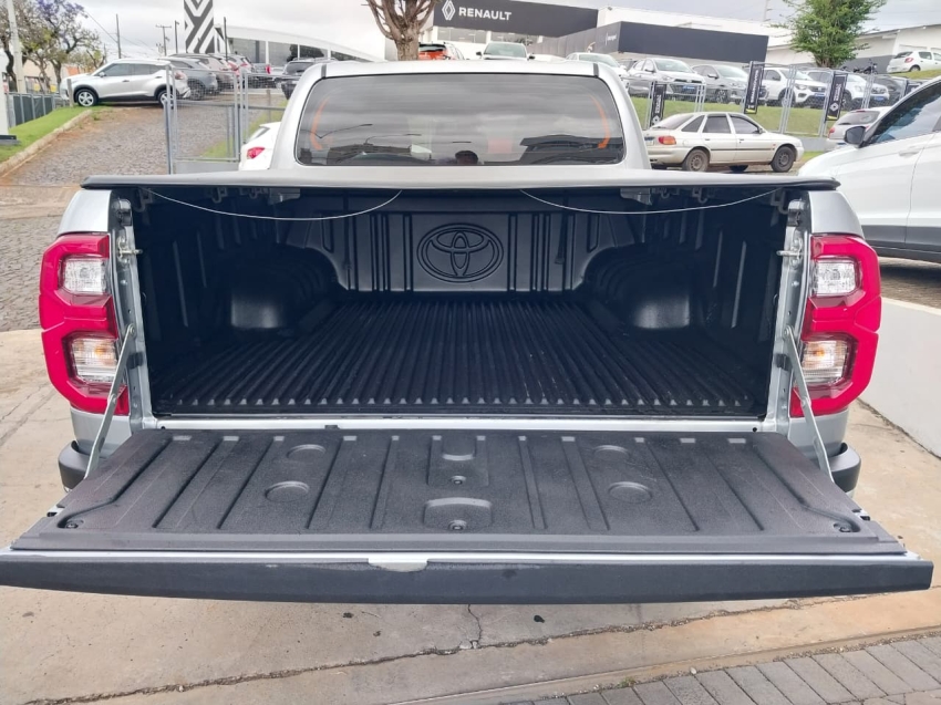 toyota hilux 2.8 d-4d turbo diesel cd srx 4x4 automatico 4p 20249