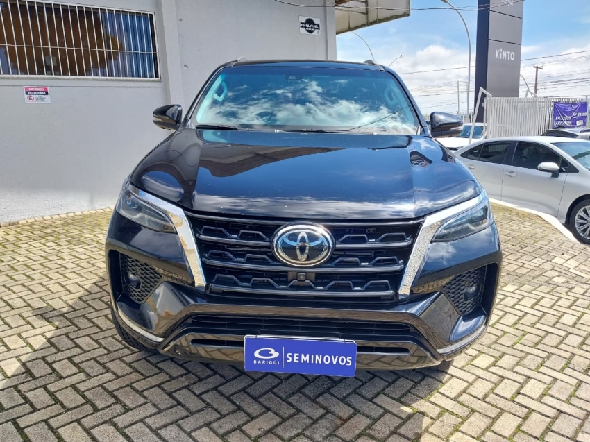 toyota hilux sw4 2.8 d-4d turbo diesel srx 7l 4x4 automatico 4p 20241