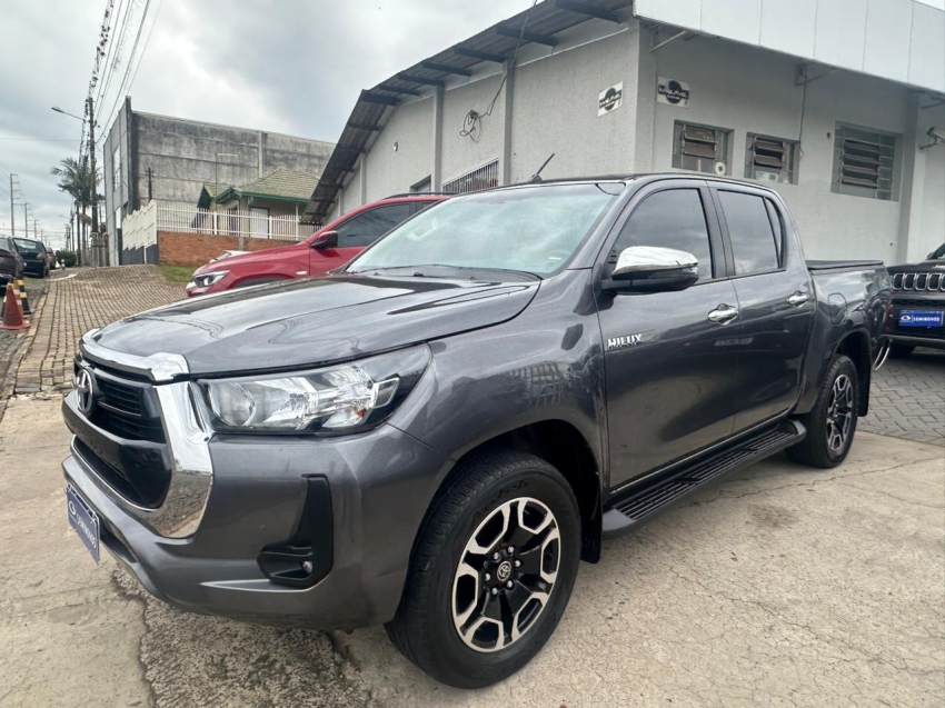 toyota hilux 2.8 d-4d turbo diesel cd srv 4x4 automatico 4p 20222