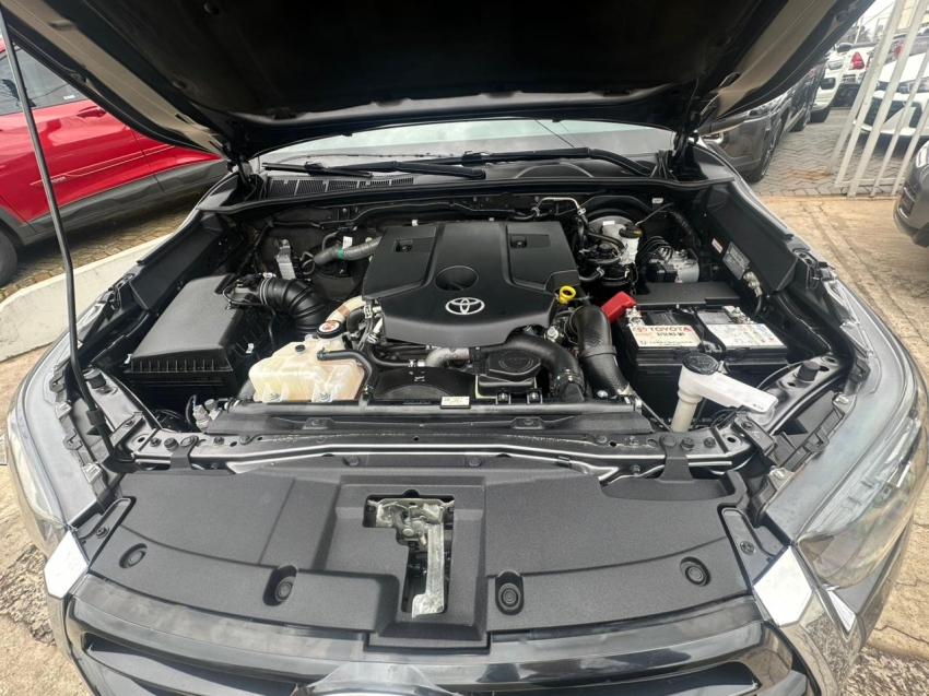 toyota hilux 2.8 d-4d turbo diesel cd srv 4x4 automatico 4p 20227