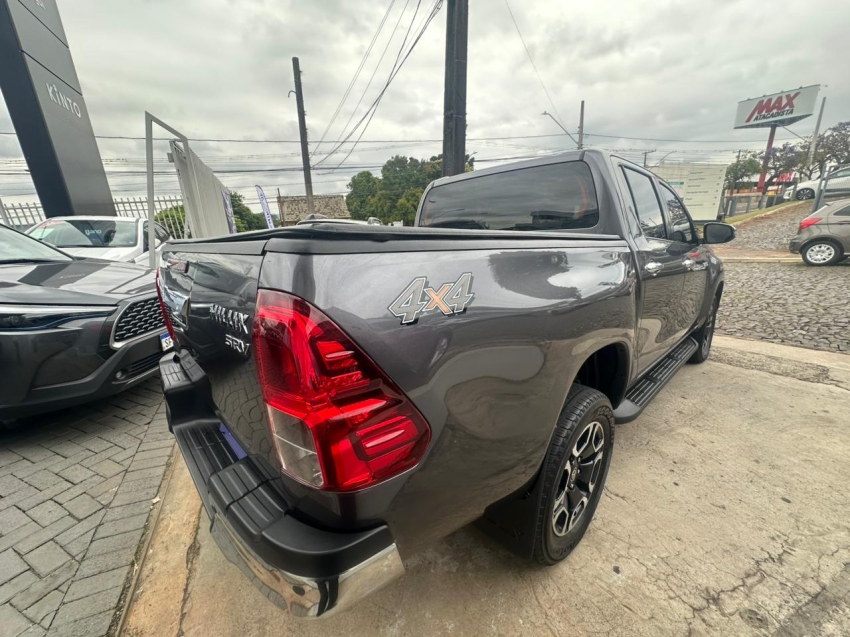 toyota hilux 2.8 d-4d turbo diesel cd srv 4x4 automatico 4p 20226