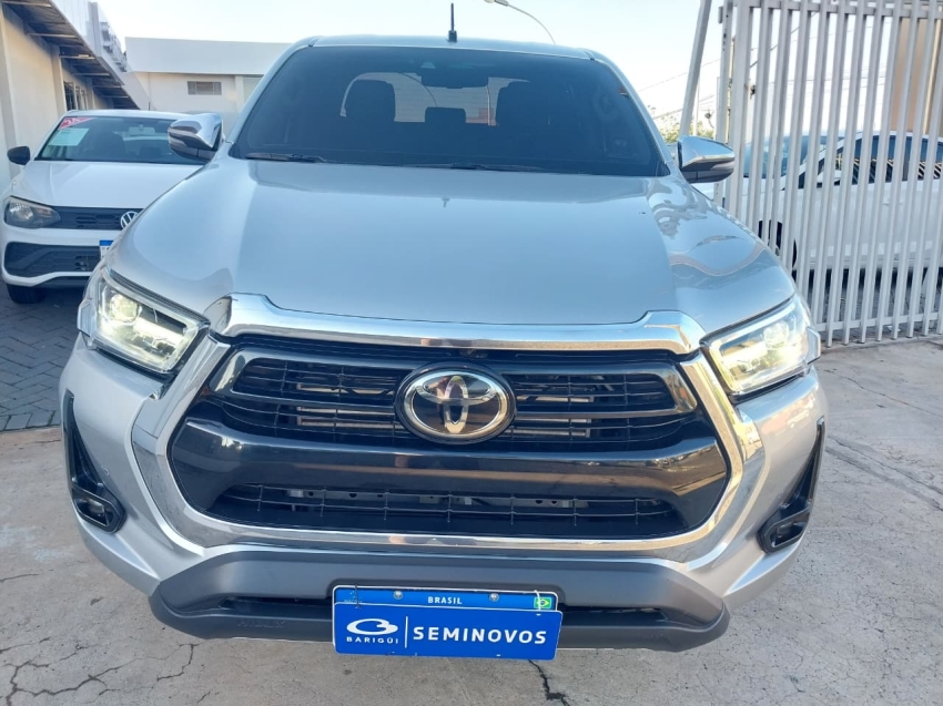 toyota hilux 2.8 d-4d turbo diesel cd srx 4x4 automatico 4p 20211