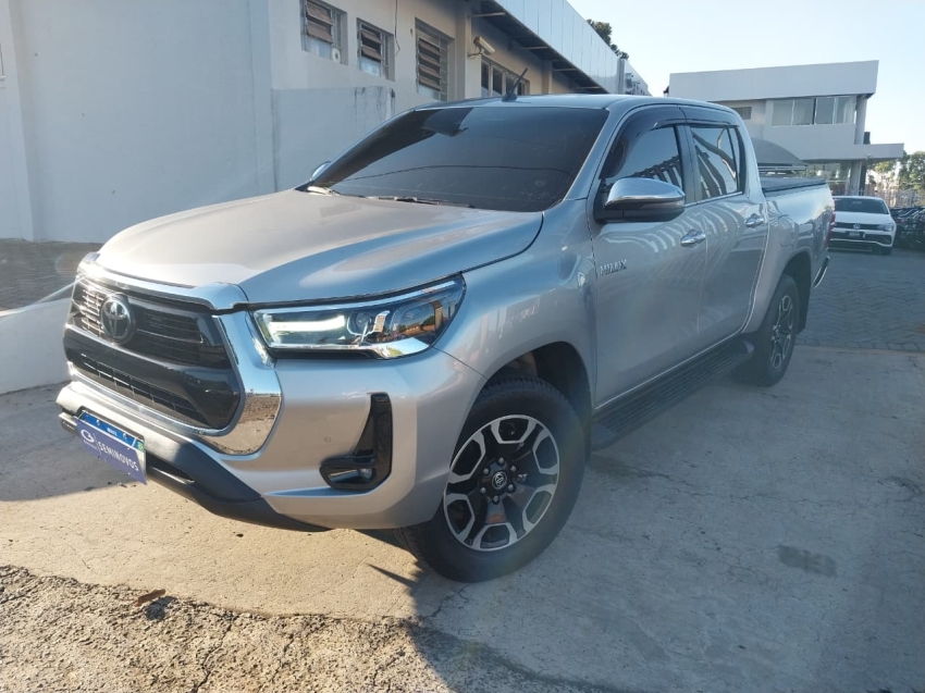 toyota hilux 2.8 d-4d turbo diesel cd srx 4x4 automatico 4p 20212