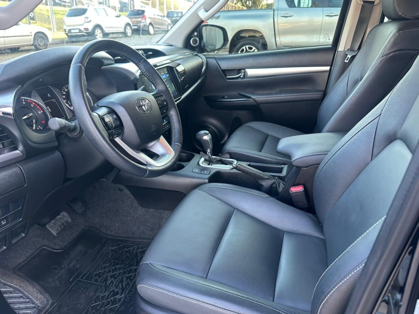 toyota hilux 2.8 d-4d turbo diesel cd srx plus 4x4 automatico 4p 202412