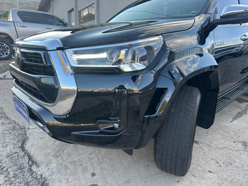 toyota hilux 2.8 d-4d turbo diesel cd srx plus 4x4 automatico 4p 20242
