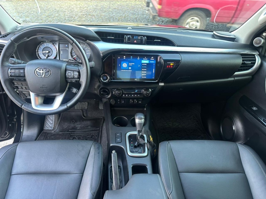 toyota hilux 2.8 d-4d turbo diesel cd srx plus 4x4 automatico 4p 202411