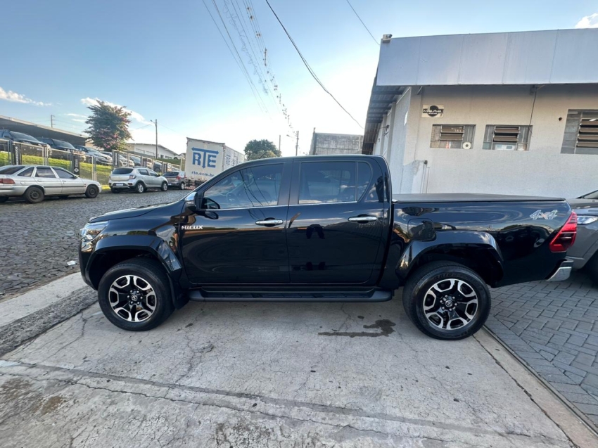 toyota hilux 2.8 d-4d turbo diesel cd srx plus 4x4 automatico 4p 20244