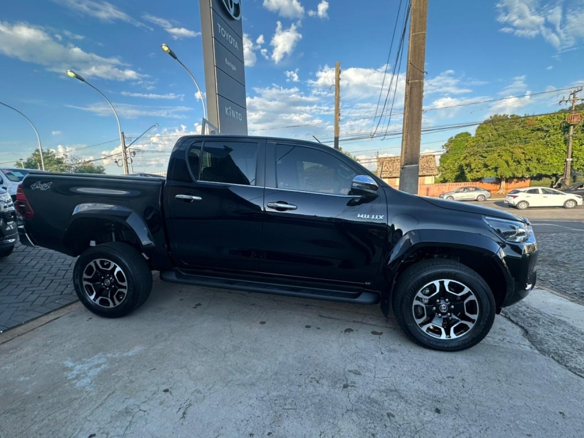 toyota hilux 2.8 d-4d turbo diesel cd srx plus 4x4 automatico 4p 20243