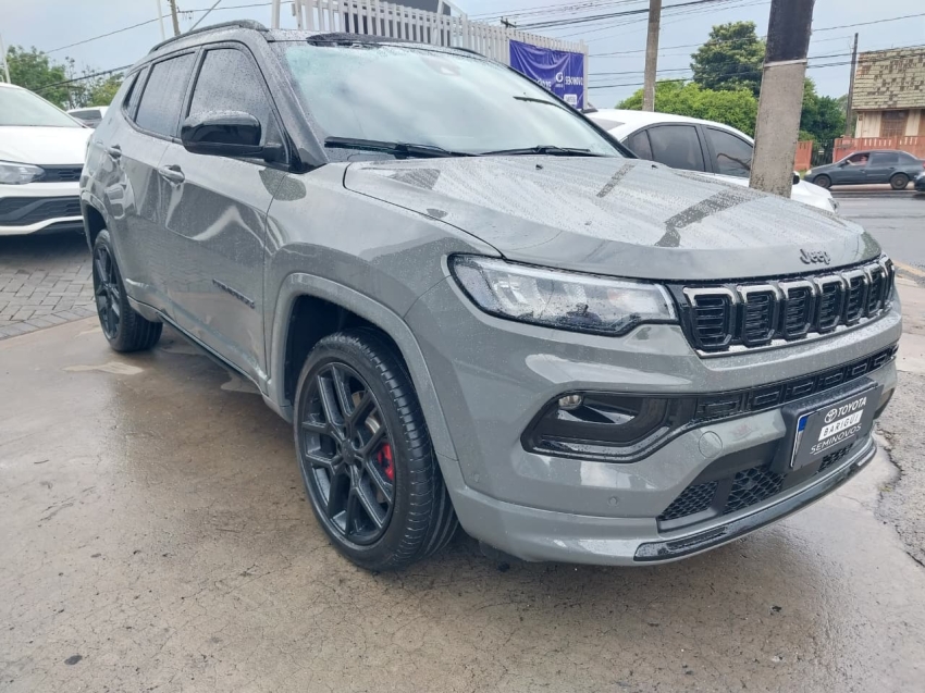 jeep compass 2.0 hurricane 4 turbo gasolina blackhawk at9 4p automatico 2025