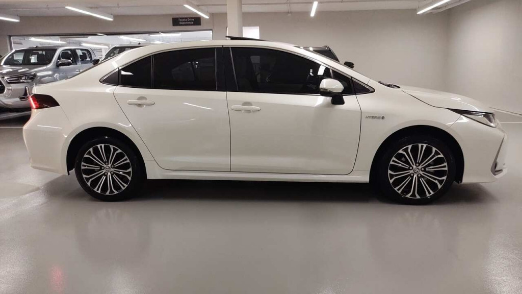 toyota corolla 1.8 vvt-i hybrid flex altis premium cvt hibrido 4p automatico 20203