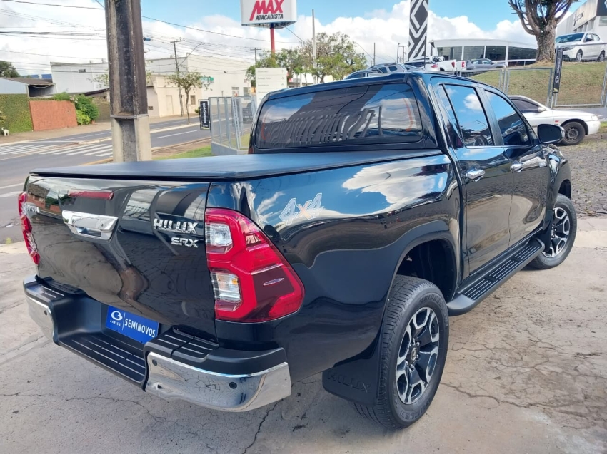 toyota hilux 2.8 d-4d turbo diesel cd srx 4x4 automatico 4p 20217