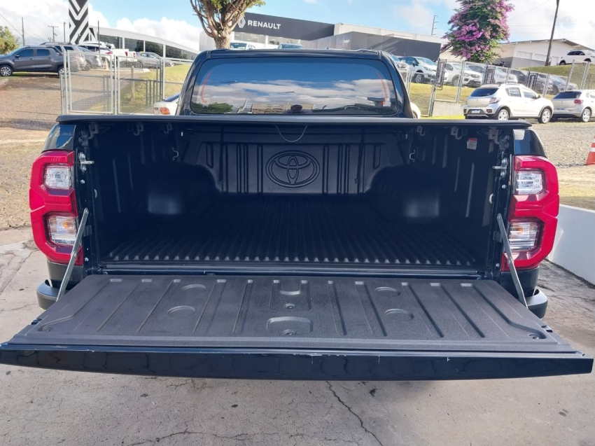 toyota hilux 2.8 d-4d turbo diesel cd srx 4x4 automatico 4p 20218