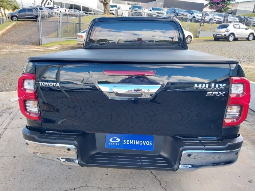 toyota hilux 2.8 d-4d turbo diesel cd srx 4x4 automatico 4p 20216