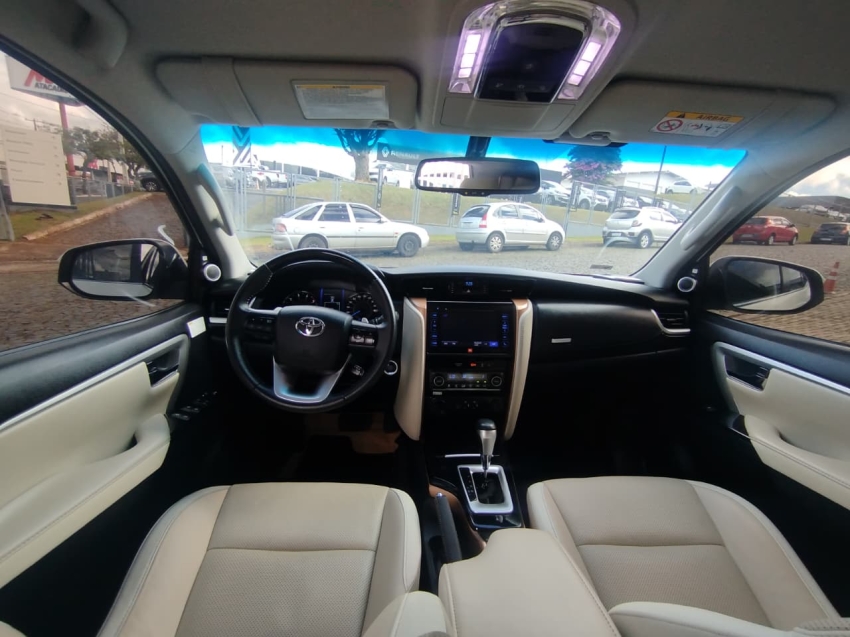 toyota hilux sw4 2.8 srx diamond 4x4 7 lugares 16v turbo intercooler diesel 4p automatico 201911