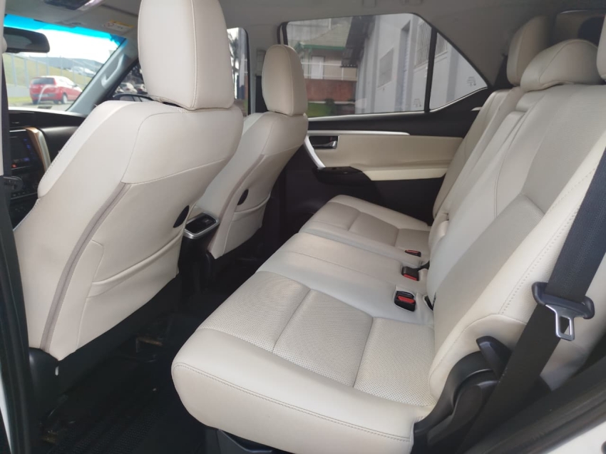 toyota hilux sw4 2.8 srx diamond 4x4 7 lugares 16v turbo intercooler diesel 4p automatico 201913