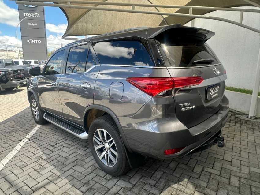 toyota hilux sw4 2.8 srx 4x4 7 lugares 16v turbo intercooler diesel 4p automatico 20194