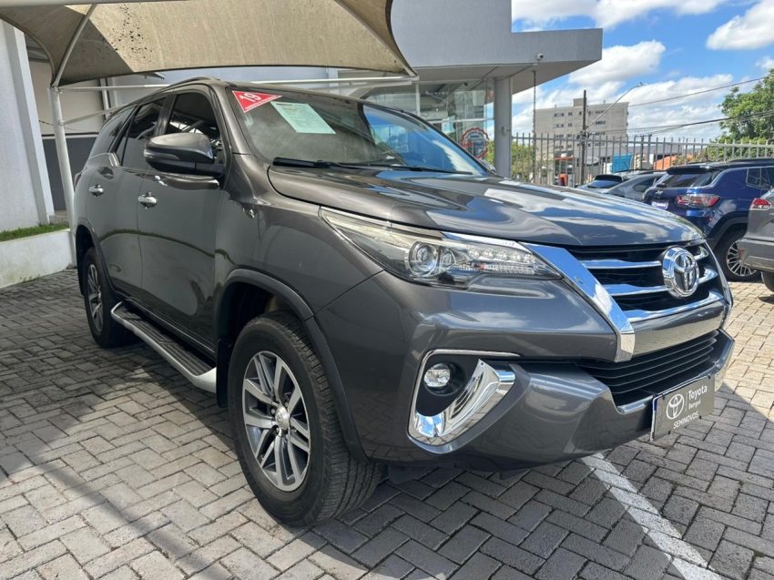 toyota hilux sw4 2.8 srx 4x4 7 lugares 16v turbo intercooler diesel 4p automatico 2019