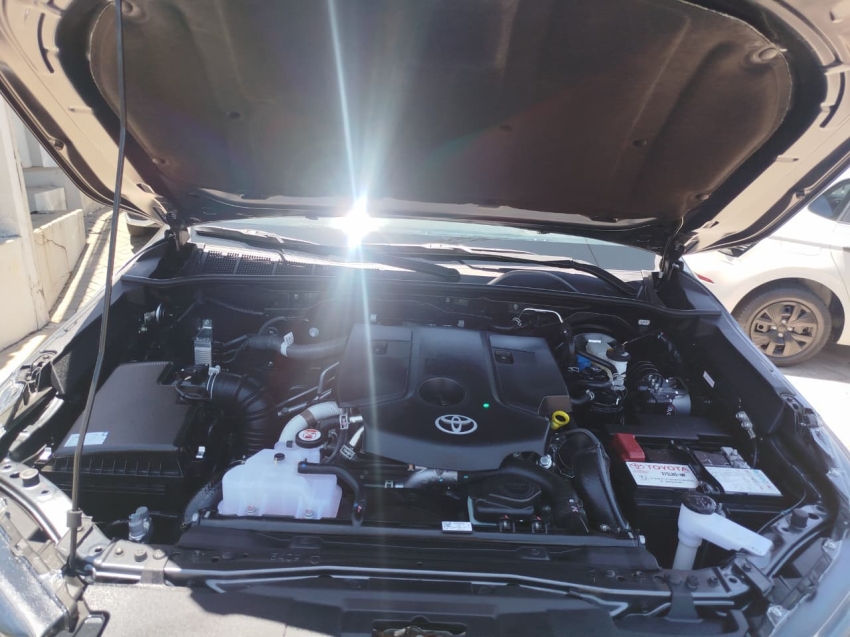 toyota hilux 2.8 d-4d turbo diesel cd sr 4x4 automatico 4p 20257