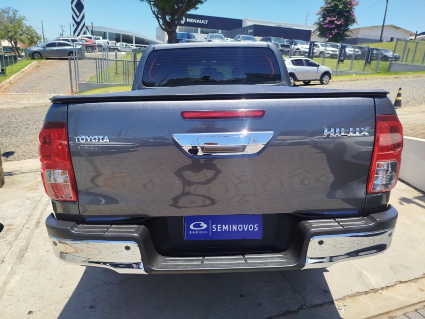 toyota hilux 2.8 d-4d turbo diesel cd sr 4x4 automatico 4p 20255