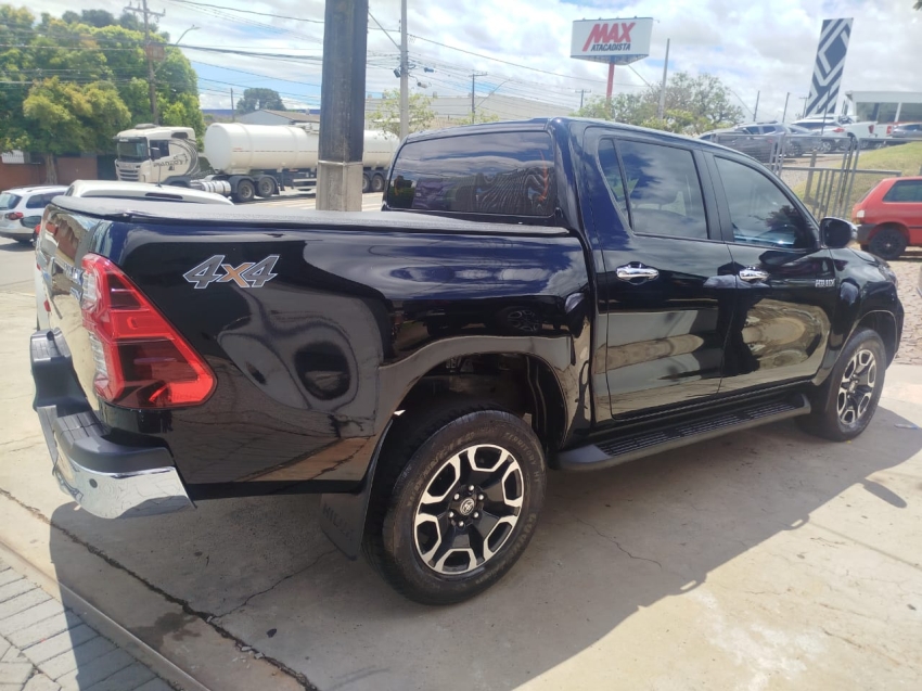 toyota hilux 2.8 d-4d turbo diesel cd srv 4x4 automatico 4p 20247