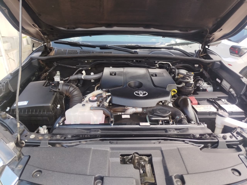 toyota hilux 2.8 d-4d turbo diesel cd srv 4x4 automatico 4p 20249