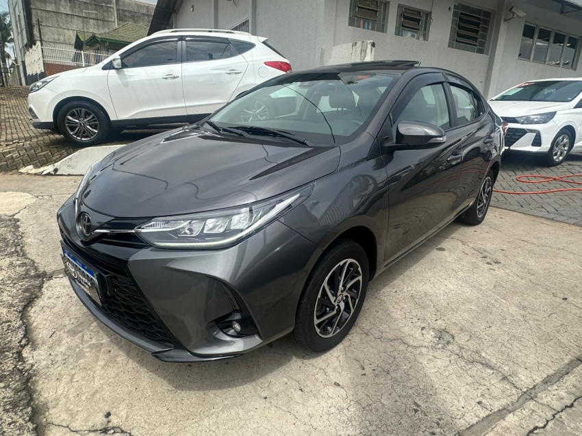 toyota yaris 1.5 16v flex sedan xls connect multidrive 4p automatico 20233