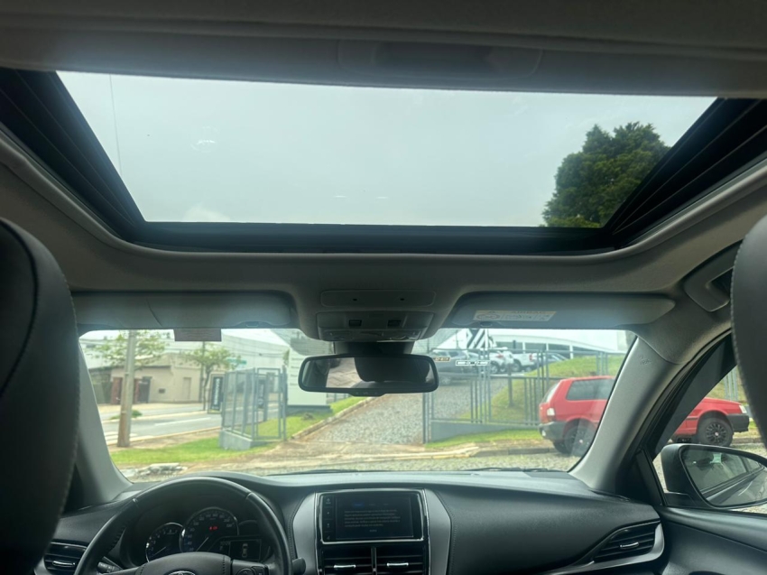 toyota yaris 1.5 16v flex sedan xls connect multidrive 4p automatico 202310