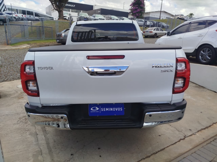 toyota hilux 2.8 d-4d turbo diesel cd srx 4x4 automatico 4p 20256