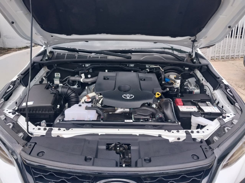 toyota hilux sw4 2.8 d-4d turbo diesel srx platinum 7l 4x4 automatico 4p 20258