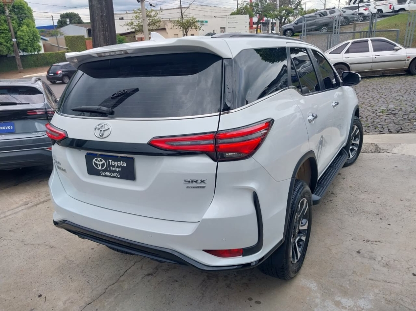 toyota hilux sw4 2.8 d-4d turbo diesel srx platinum 7l 4x4 automatico 4p 20257