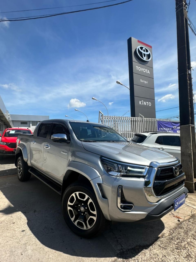 toyota hilux 2.8 d-4d turbo diesel cd srx plus 4x4 automatico 4p 202417