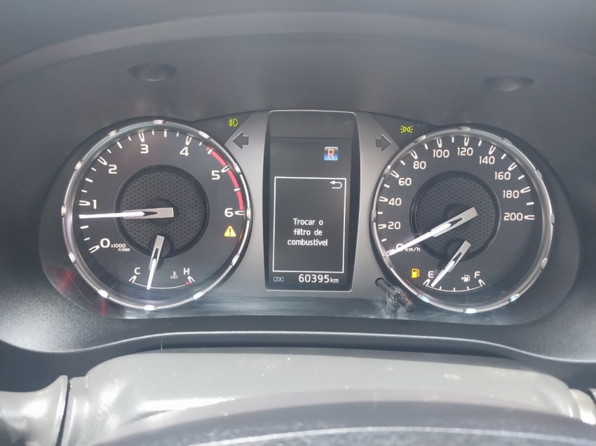 toyota hilux 2.8 d-4d turbo diesel cd srv 4x4 automatico 4p 202515