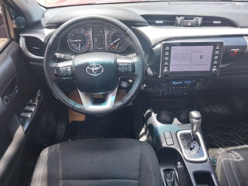 toyota hilux 2.8 d-4d turbo diesel cd srv 4x4 automatico 4p 202517