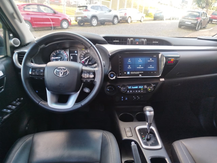 toyota hilux 2.8 d-4d turbo diesel cd srx 4x4 automatico 4p 202410