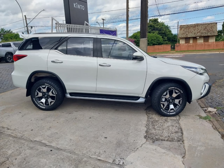 toyota hilux sw4 2.8 srx diamond 4x4 7 lugares 16v turbo intercooler diesel 4p automatico 20193