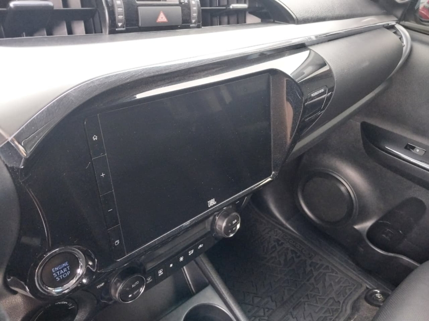 toyota hilux 2.8 d-4d turbo diesel cd srx 4x4 automatico 4p 202513