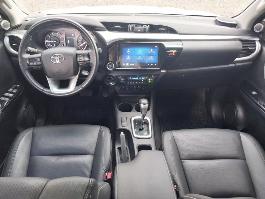 toyota hilux 2.8 d-4d turbo diesel cd srx 4x4 automatico 4p 202510