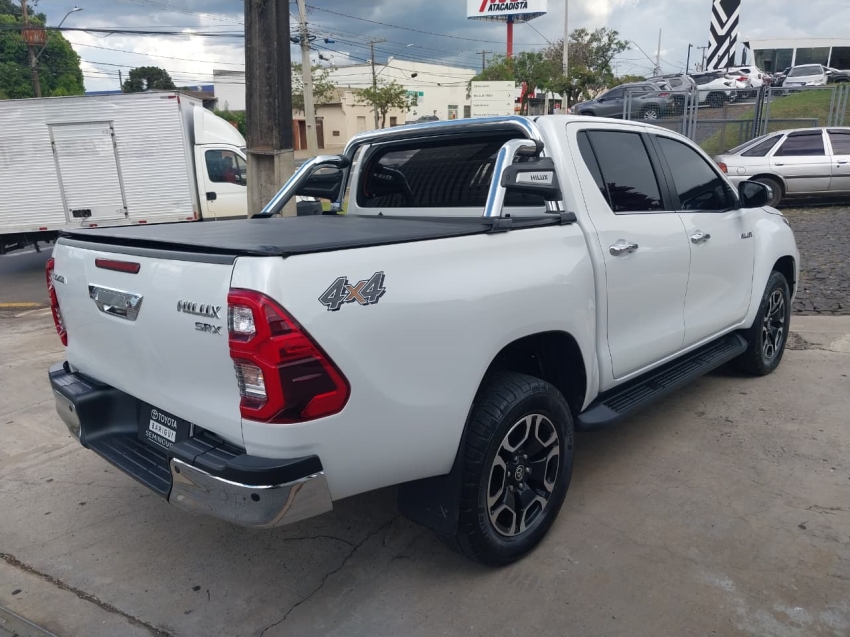 toyota hilux 2.8 d-4d turbo diesel cd srx 4x4 automatico 4p 20257