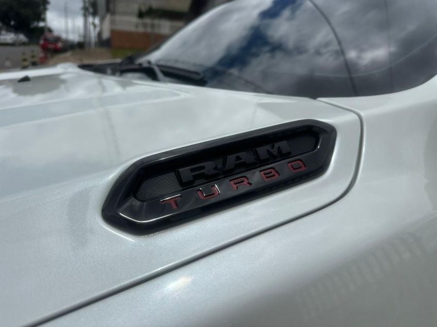 ram rampage 2.2 turbo diesel laramie 4x4 automatico 4p 202511