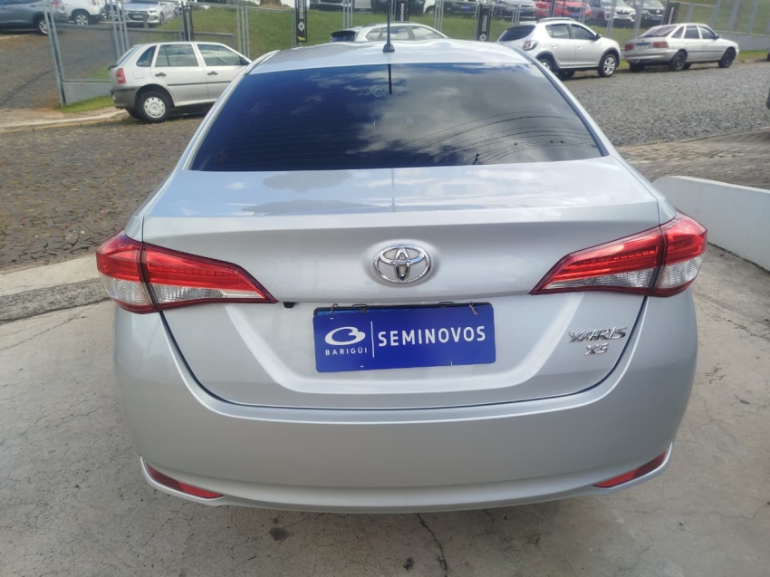 toyota yaris flex automatico 20245