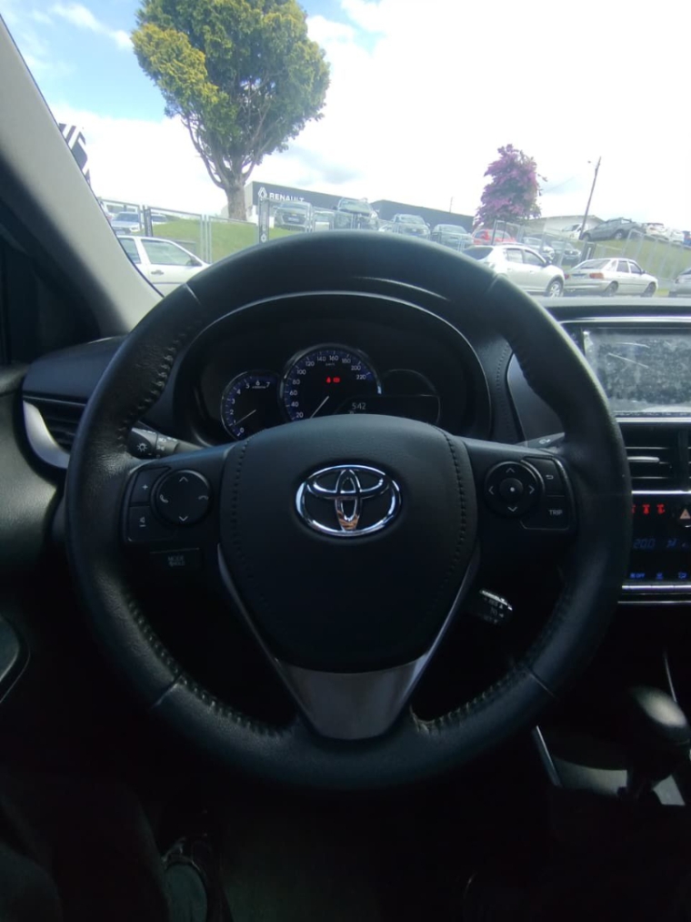 toyota yaris flex automatico 20248