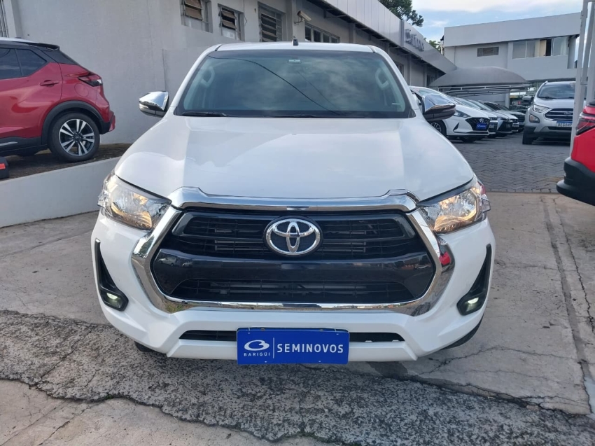 toyota hilux 2.8 d-4d turbo diesel cd srv 4x4 automatico 4p 20241