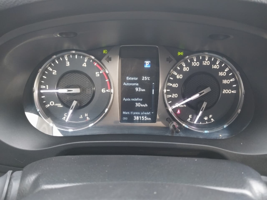 toyota hilux 2.8 d-4d turbo diesel cd srv 4x4 automatico 4p 202413