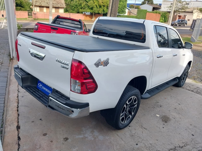 toyota hilux 2.8 d-4d turbo diesel cd srv 4x4 automatico 4p 20247