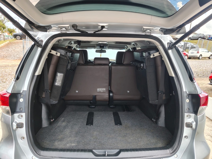 toyota hilux sw4 4.0 srx 4x4 7 lugares v6 24v gasolina 4p automatico 20168