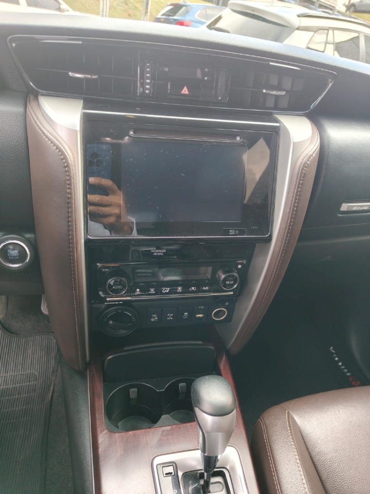 toyota hilux sw4 4.0 srx 4x4 7 lugares v6 24v gasolina 4p automatico 201611