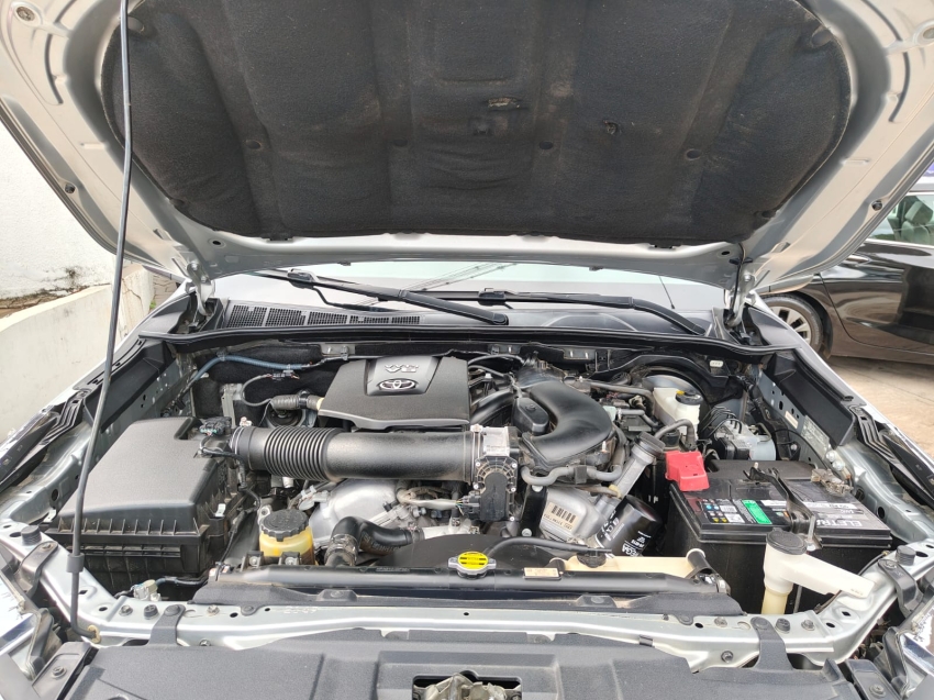 toyota hilux sw4 4.0 srx 4x4 7 lugares v6 24v gasolina 4p automatico 20169